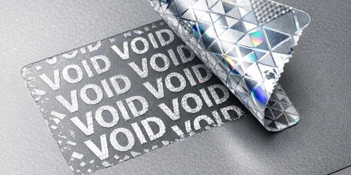 لیبل void